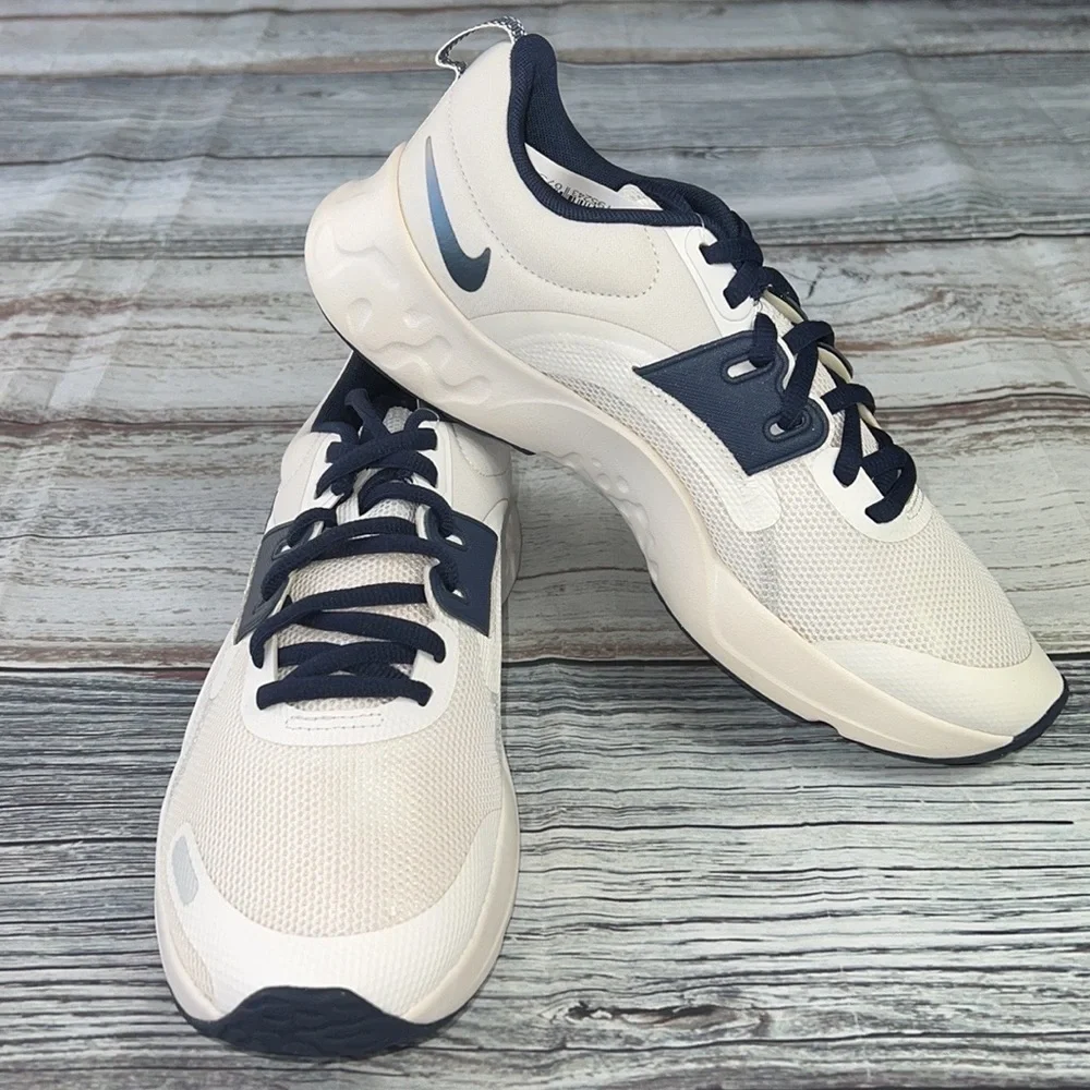 Nike Men's Renew Retaliation 3 Summit White/ MTLC Armory NVY-Obsidian Size-10